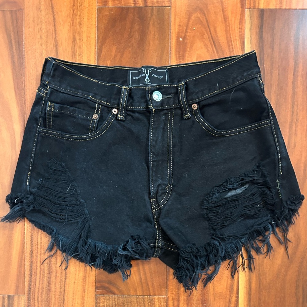 Levi’s Cut-Off Shorts